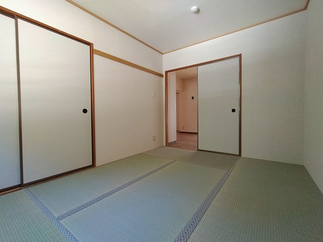 神戸市兵庫区平野町字天王谷東服山のアパート