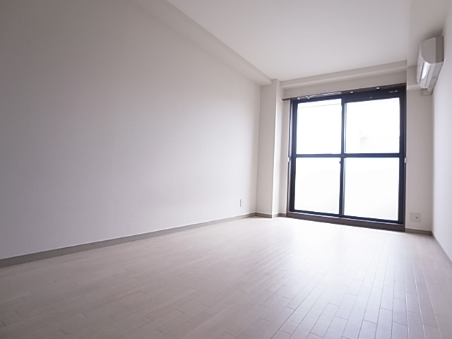 神戸市須磨区須磨浦通４丁目の賃貸マンションの居間・リビング|リビング