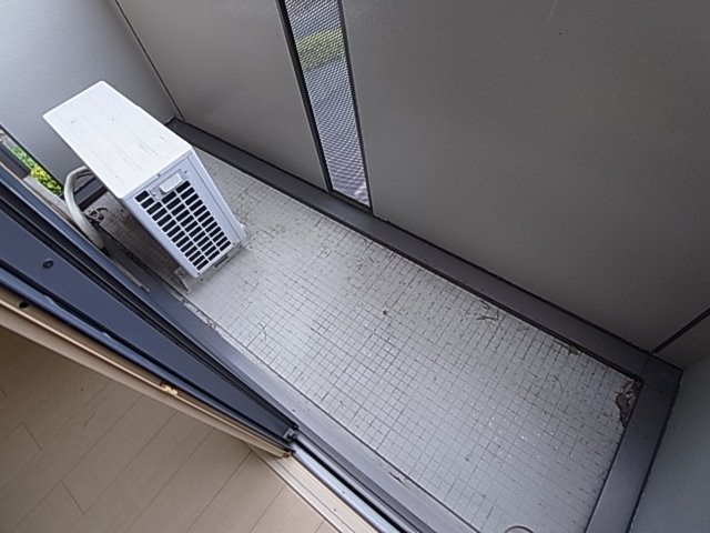 神戸市北区山田町小部字戸口谷のアパートのバルコニー|バルコニー