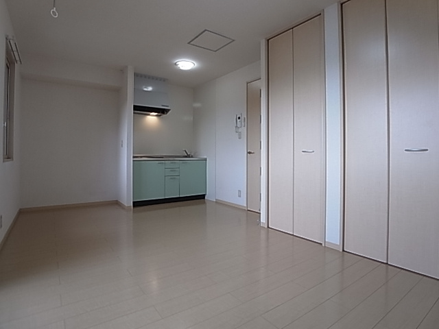 神戸市北区山田町小部字戸口谷のアパートの内装