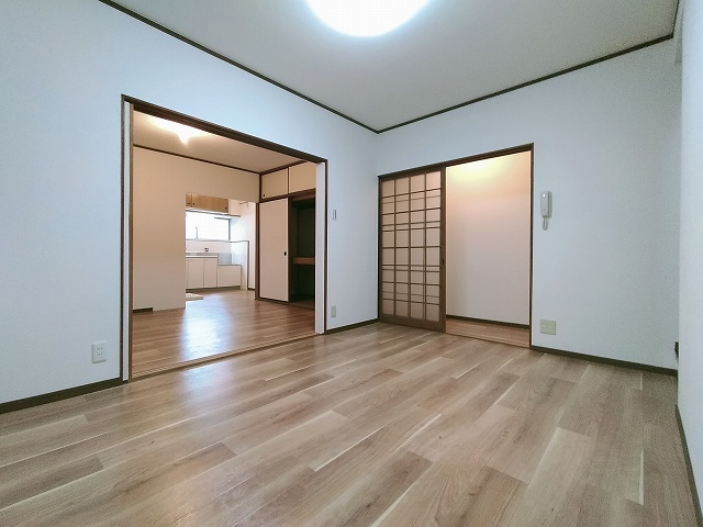 神戸市北区西大池１丁目の賃貸マンションの居間・リビング|リビング