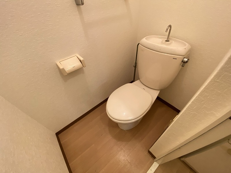 神戸市須磨区東町４丁目のアパートのトイレ|トイレ