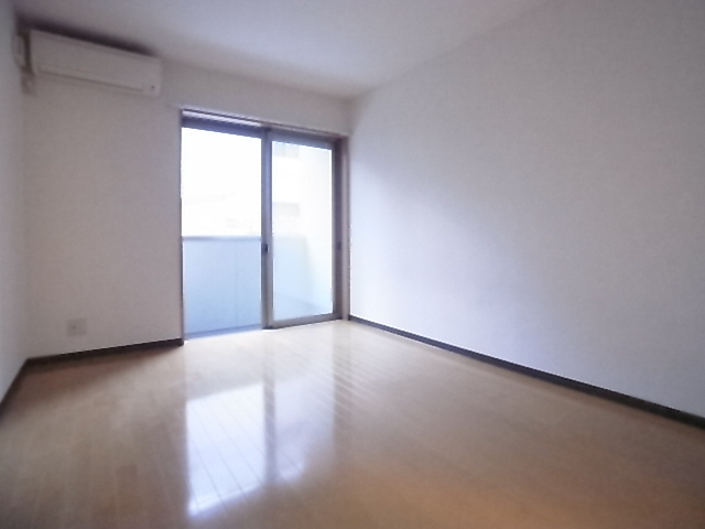 神戸市須磨区須磨浦通６丁目の賃貸マンションの居間・リビング|室内