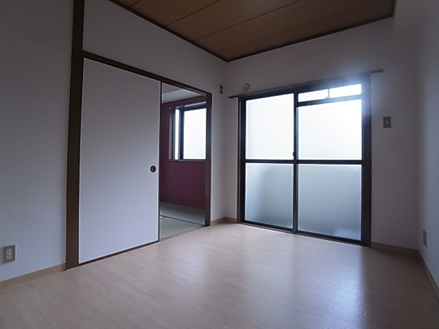 神戸市兵庫区浜崎通の賃貸マンションの居間・リビング|室内