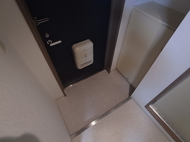 神戸市須磨区戎町３丁目の賃貸マンションの玄関|シューズボックス付き
