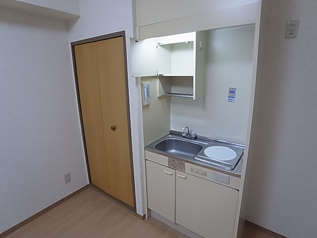 神戸市須磨区戎町３丁目の賃貸マンションのキッチン|キッチン（ＩＨコンロ）