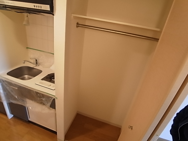 神戸市兵庫区新開地６丁目の賃貸マンションの収納|クローゼット