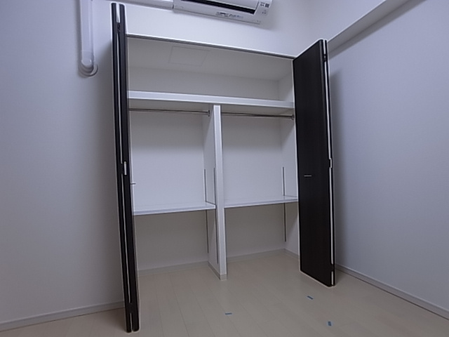 神戸市兵庫区大開通３丁目の賃貸マンションの収納|クローゼット