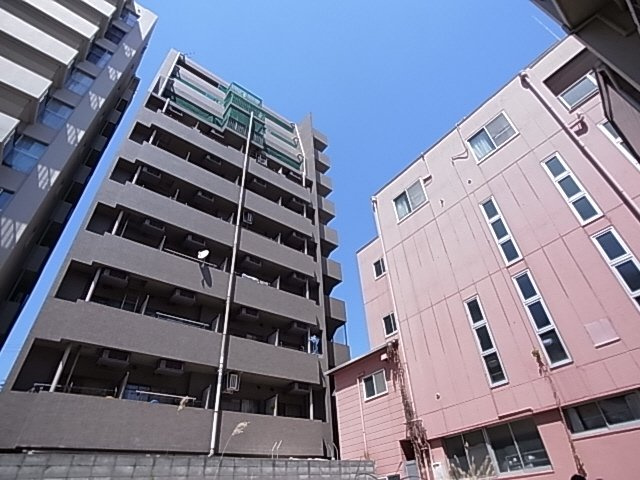 神戸市兵庫区中道通１丁目の賃貸マンションの外観