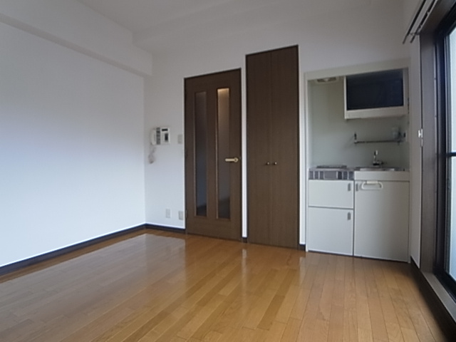 神戸市兵庫区中道通１丁目の賃貸マンションの内装|洋室