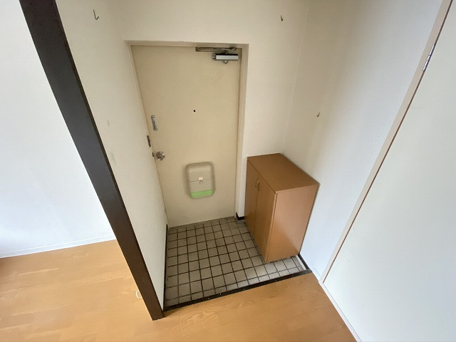 神戸市兵庫区浜崎通の賃貸マンションの玄関|シューズボックス付き