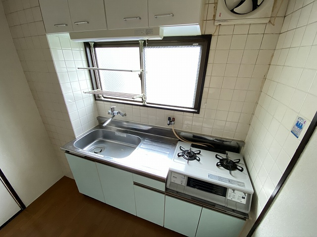 神戸市兵庫区浜崎通の賃貸マンションのキッチン|キッチン（ガス２口）