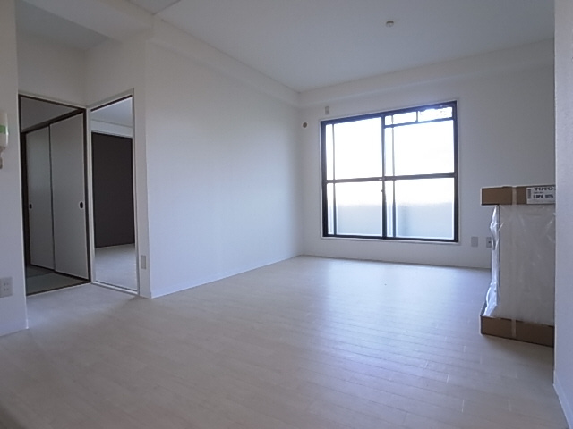 神戸市長田区大谷町３丁目の賃貸マンションの居間・リビング|リビング