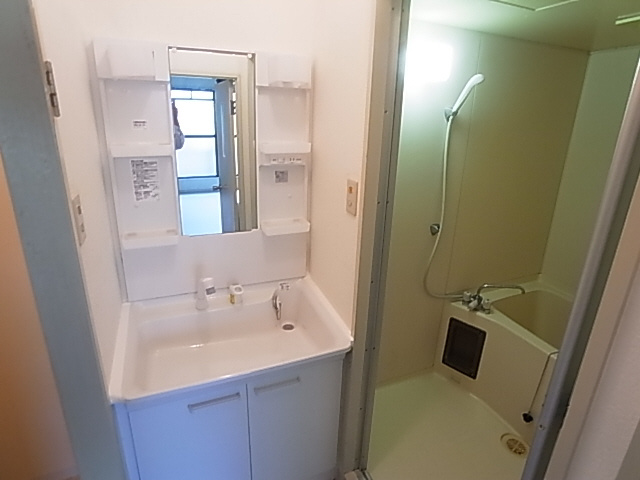 神戸市長田区大谷町３丁目の賃貸マンションの洗面所|洗面