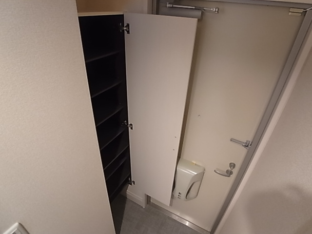 神戸市須磨区千守町１丁目のアパート