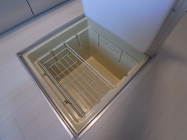 神戸市須磨区千守町１丁目のアパート