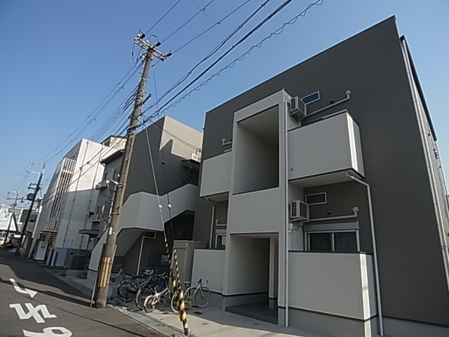 神戸市兵庫区切戸町のアパートの外観