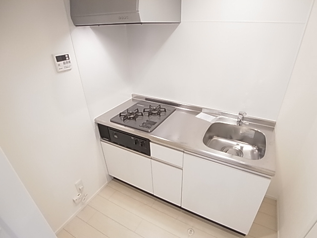 神戸市兵庫区切戸町のアパートのキッチン|システムキッチン（ガス２口）