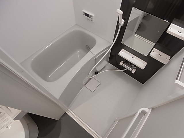 神戸市兵庫区切戸町のアパートの浴室|追焚機能付浴室