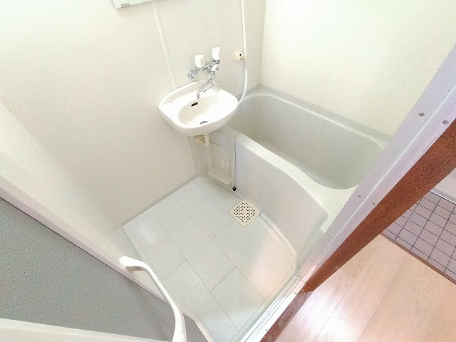 神戸市長田区片山町１丁目の賃貸マンションの浴室|浴室