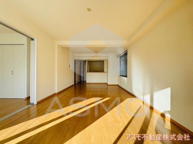 【居間・リビング】 | オブリオポルタ上町台 | 同マンション別部屋　参考写真