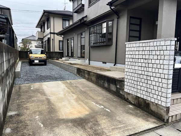 岡山市中区四御神　リフォーム済み　中古一戸建て【仲介手数料無料】の駐車場