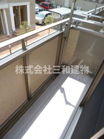 パークサイドヒルのバルコニー|同物件別室の参考写真です
