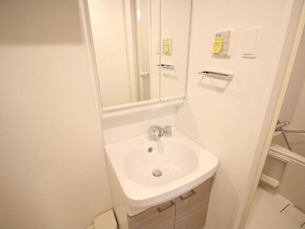 エスリード上前津エアスタの洗面所