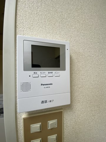 メゾンジェンティールのセキュリティ|モニターフォンがついているので、一人暮らしでも安心です。