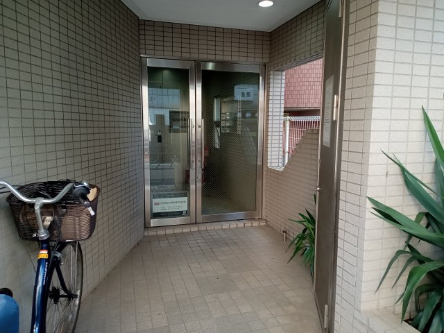 ラ・カーサミューズⅡのエントランス