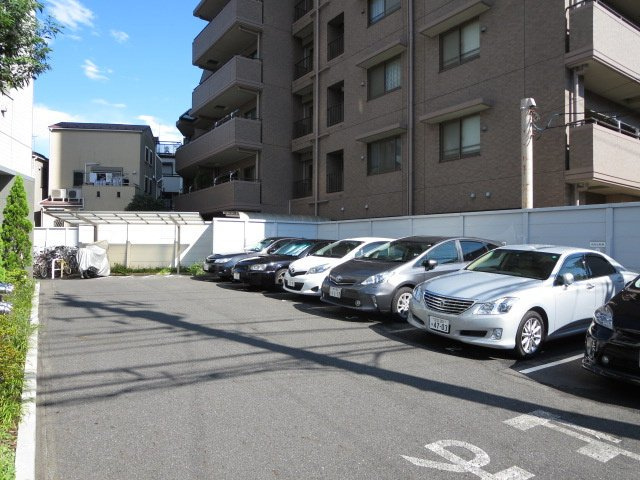 サウンドおしあげの駐車場