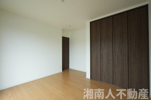 藤沢市大鋸　新築戸建の洋室|スタンダードな洋室です