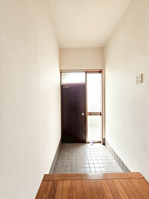 【玄関】 | 太田貸家