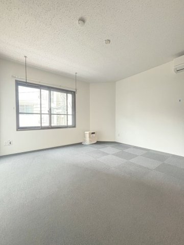 「防音マンション」サウンドフリー蒲田駅前の居間・リビング|遮音性能マイナス60デシベルの防音室となります