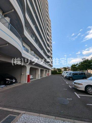 インテリジェントシティの駐車場|■物件内覧・資金計画相談・住宅ローン相談、リフォーム相談、お問合せ受付中■
※当日・翌日のご内覧、ご相談はお電話でのお問合せがスムーズです！
