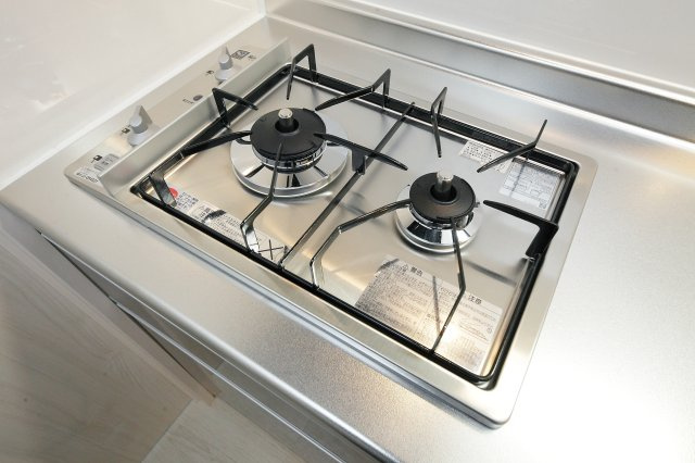 Mia Casa 御所西のキッチン|ガスコンロ２口