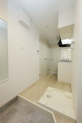 Mia Casa 御所西の玄関|玄関→居室