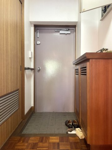【玄関】