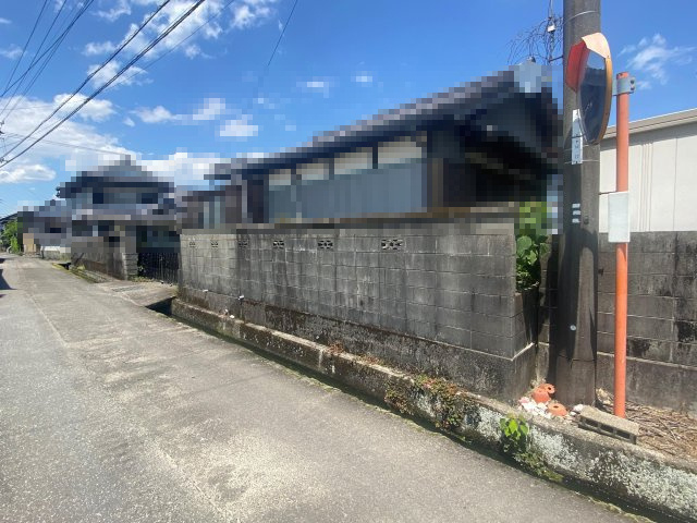 土佐市高岡町甲　売土地の前面道路含む現地写真