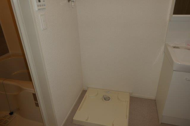 ネオ　コスモスのその他|洗濯機置き場