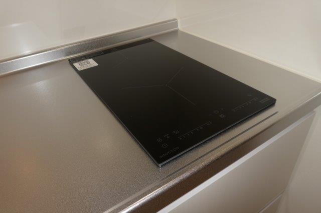 ネオ　コスモスのキッチン|２口ＩＨコンロ