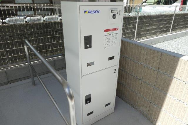 倉敷市中庄のアパートのその他共用部分|宅配ボックス完備