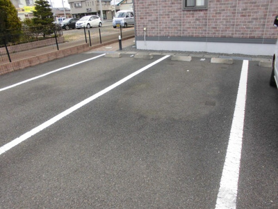 【駐車場】 | シャルマン | 駐車場