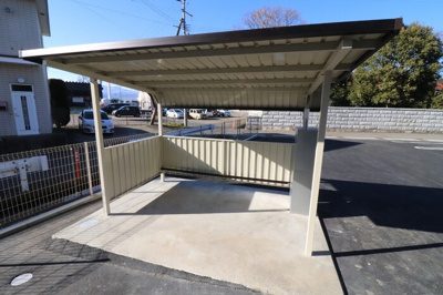 【その他共用部分】 | カーサ・リリーＥ | 駐輪場