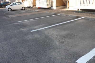 【駐車場】 | セジュール御山 Ｅ | 駐車場