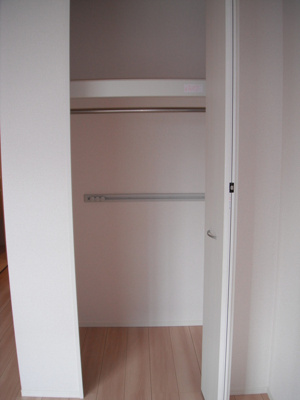 【洋室】 | Ｄ－ｒｏｏｍまゆみ | クローゼット（洋室）