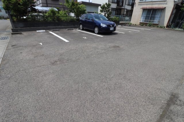 エスポワールＢの駐車場|駐車場