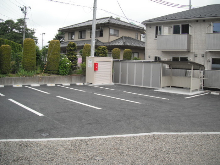 リバーグリーンの駐車場|駐車場