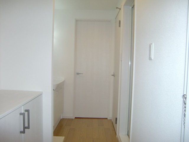 ブリード神戸壱番館の玄関