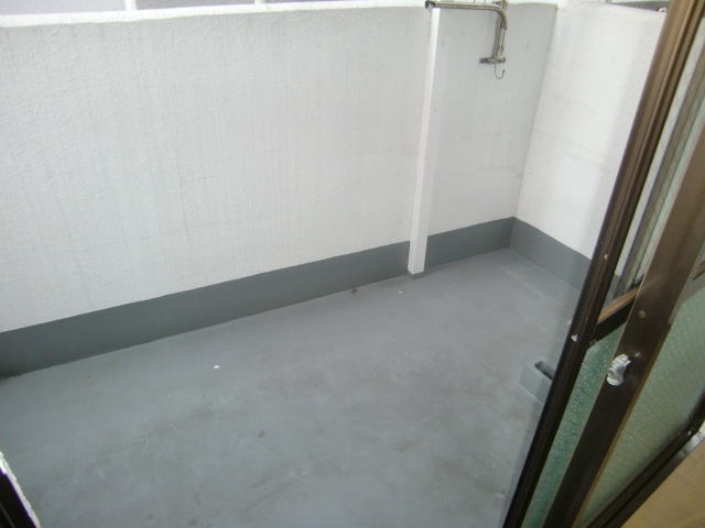 ブリード神戸壱番館のバルコニー